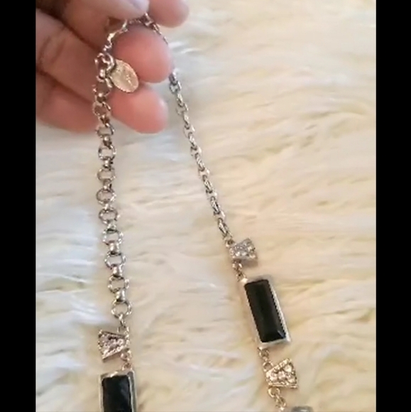 ✨Cubed Black Crystal Dant Chain Necklace. 🌴 - Picture 3 of 6